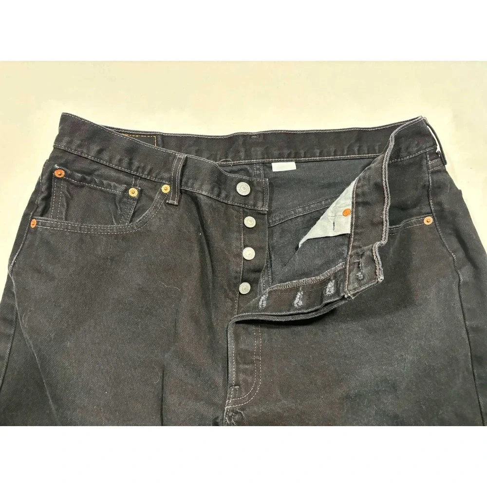 Vintage Levis 501 Mens Black Straight Leg Button Fly Denim Jeans W38 L30